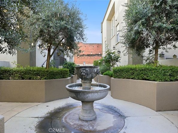 80 N Raymond Avenue 212, Pasadena CA 91103