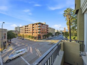 80 N Raymond Avenue 212, Pasadena CA 91103