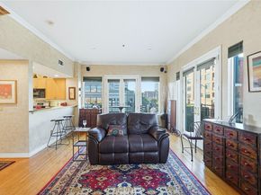 80 N Raymond Avenue 212, Pasadena CA 91103