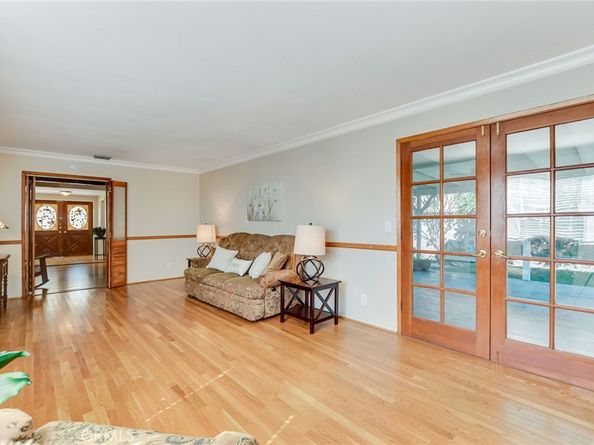 1168 N Soldano Drive, Azusa CA 91702