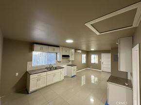 802 E 111th, Los Angeles CA 90059