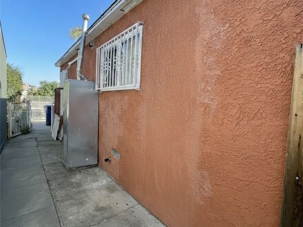 802 E 111th, Los Angeles CA 90059