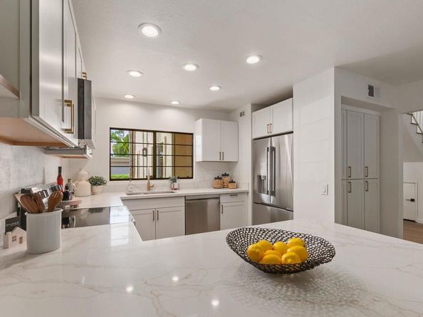 3160 Calle Viento, Carlsbad CA 92009