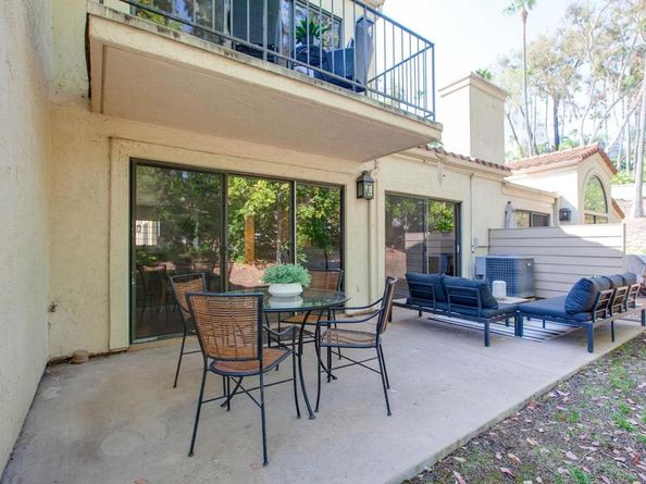 3160 Calle Viento, Carlsbad CA 92009