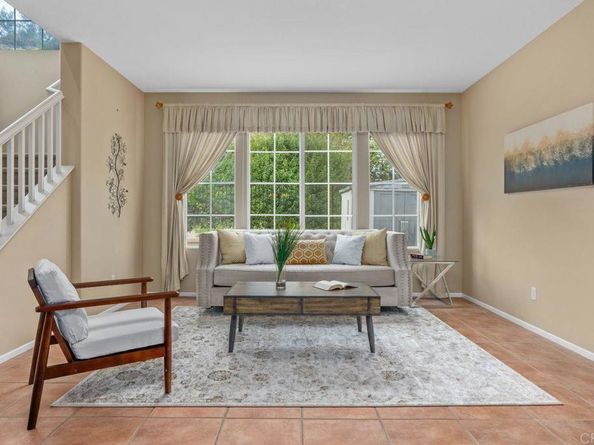 307 Calle De Portola, San Marcos CA 92078