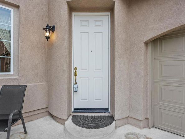 307 Calle De Portola, San Marcos CA 92078