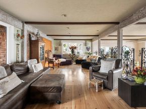 200 Neptune Avenue, Encinitas CA 92024