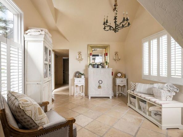 200 Neptune Avenue, Encinitas CA 92024