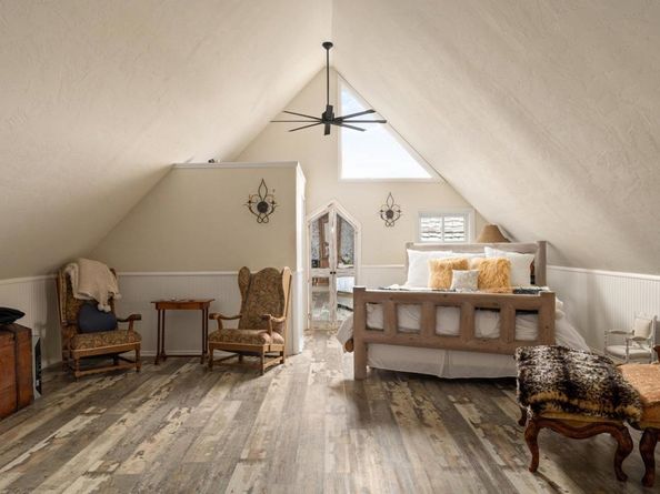 200 Neptune Avenue, Encinitas CA 92024