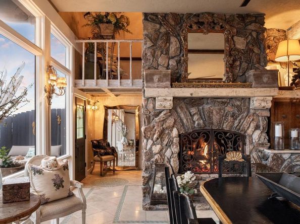 200 Neptune Avenue, Encinitas CA 92024