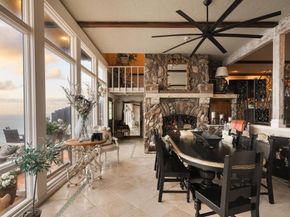 200 Neptune Avenue, Encinitas CA 92024