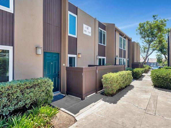 3454 Castle Glen Drive 107, San Diego CA 92123