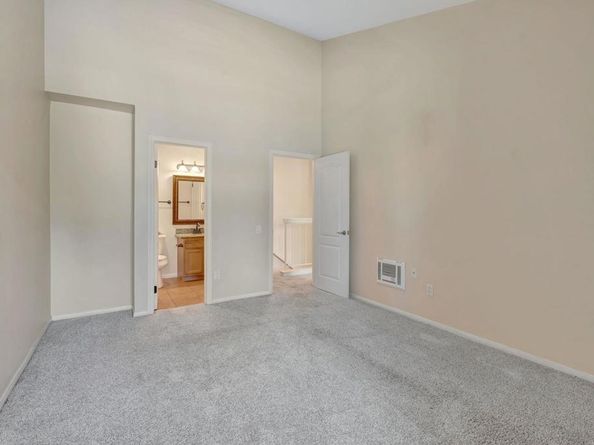3454 Castle Glen Drive 107, San Diego CA 92123
