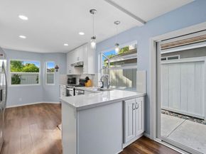 7925 Calle Madrid, Carlsbad CA 92009