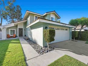 7925 Calle Madrid, Carlsbad CA 92009