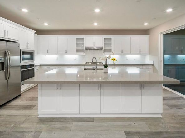 2964 Hayloft Place, Escondido CA 92029