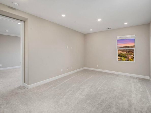 2964 Hayloft Place, Escondido CA 92029