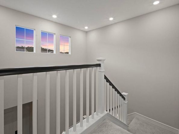 2964 Hayloft Place, Escondido CA 92029