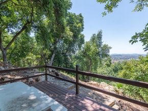 3135 E Valley Parkway, Escondido CA 92027