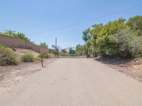 3135 E Valley Parkway, Escondido CA 92027