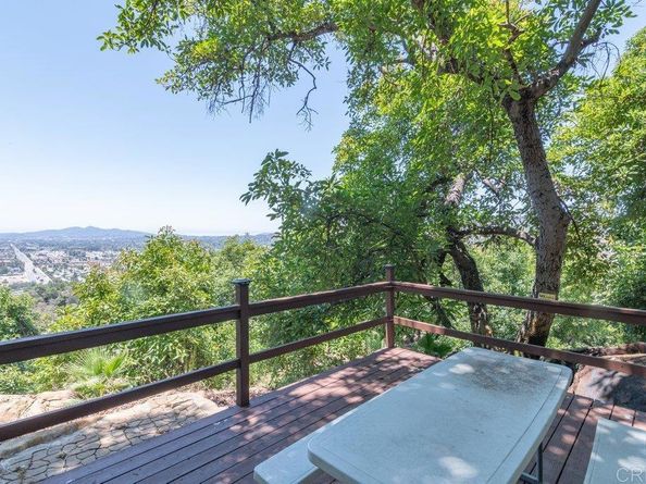 3135 E Valley Parkway, Escondido CA 92027