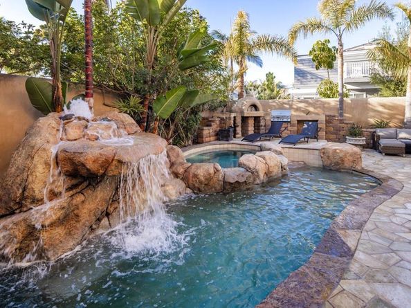 112 La Veta Avenue, Encinitas CA 92024