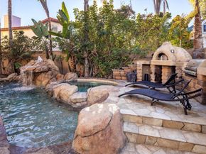 112 La Veta Avenue, Encinitas CA 92024