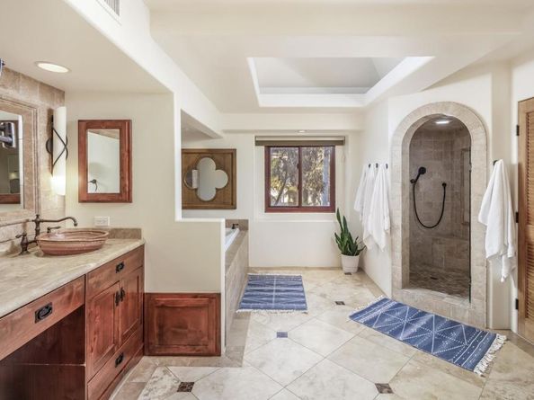 112 La Veta Avenue, Encinitas CA 92024