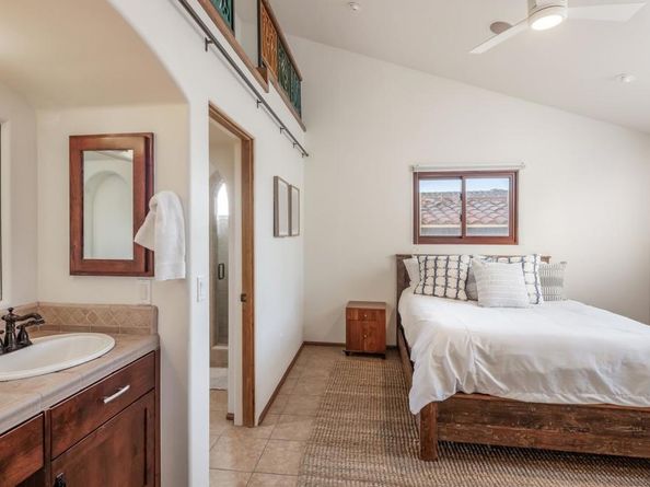 112 La Veta Avenue, Encinitas CA 92024