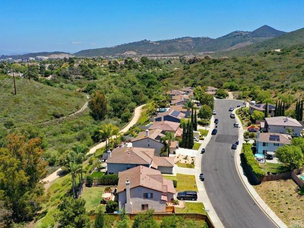 797 Trailside Place, San Marcos CA 92078