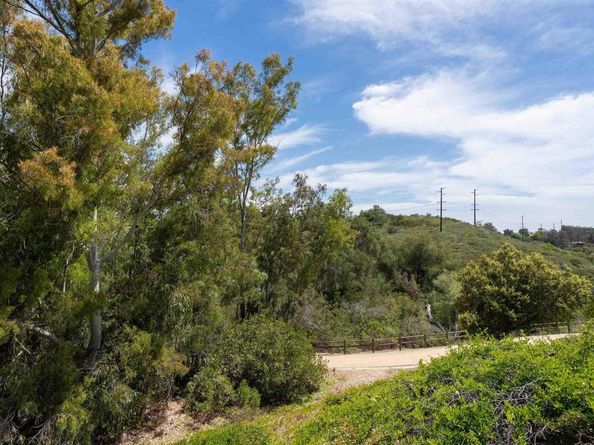 797 Trailside Place, San Marcos CA 92078