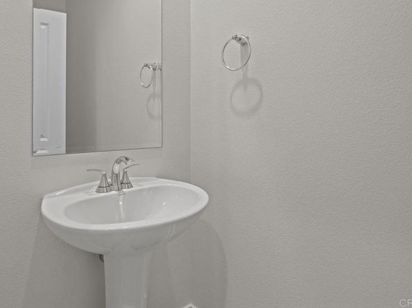 740 Kingbird Loop, Oceanside CA 92058