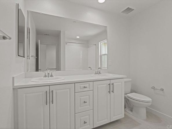 740 Kingbird Loop, Oceanside CA 92058