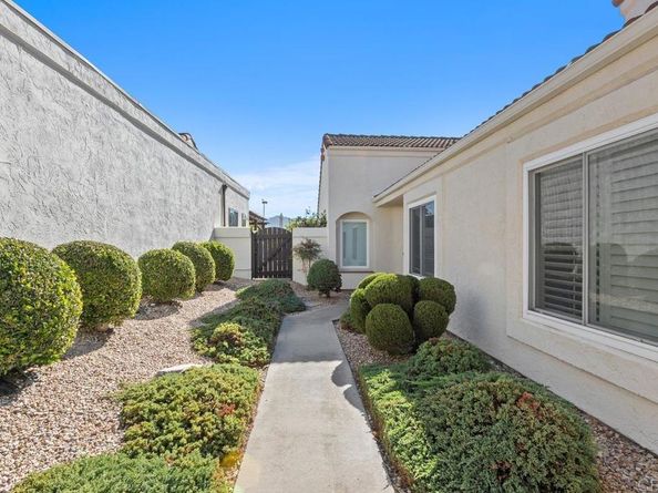 17633 Corte Potosi, San Diego CA 92128