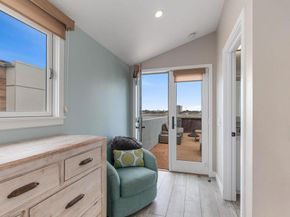 2812 Bayside Walk, San Diego CA 92109