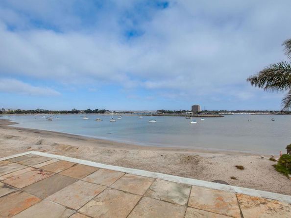 2812 Bayside Walk, San Diego CA 92109