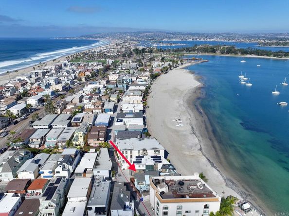 2812 Bayside Walk, San Diego CA 92109