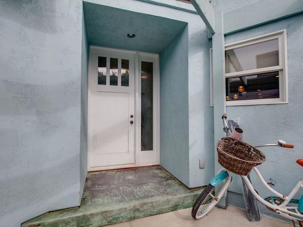 2812 Bayside Walk, San Diego CA 92109