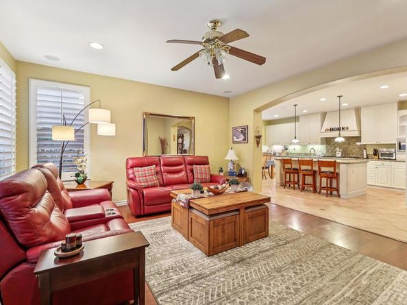 8316 Entreken Way, San Diego CA 92129