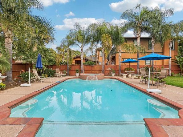 8316 Entreken Way, San Diego CA 92129