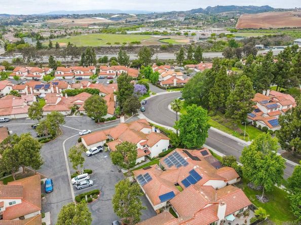 1518 Goldrush Way, Oceanside CA 92057