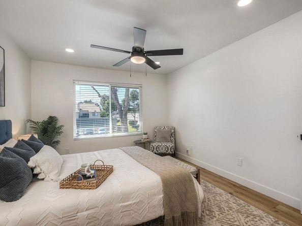 7702 Caminito Tingo H203, Carlsbad CA 92009