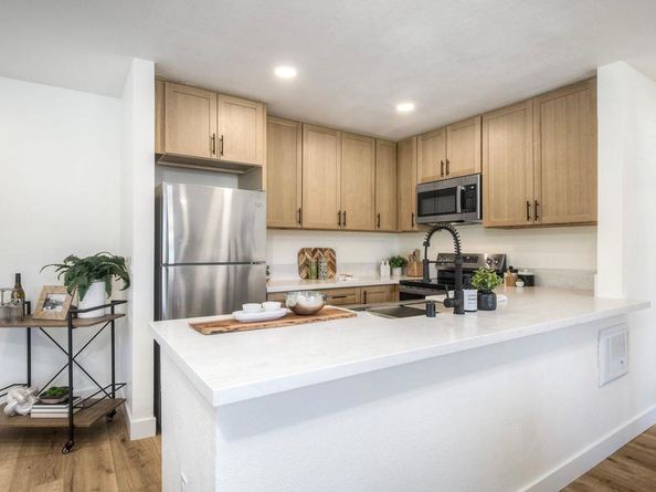 7702 Caminito Tingo H203, Carlsbad CA 92009