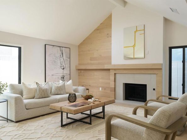 2465 Garfield Street, Carlsbad CA 92008