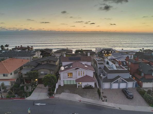 2465 Garfield Street, Carlsbad CA 92008