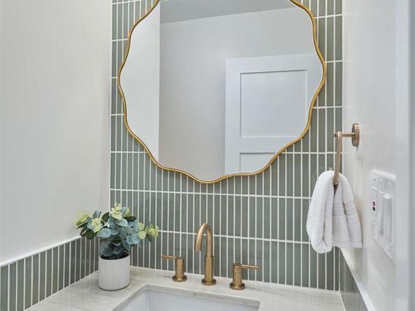 2465 Garfield Street, Carlsbad CA 92008