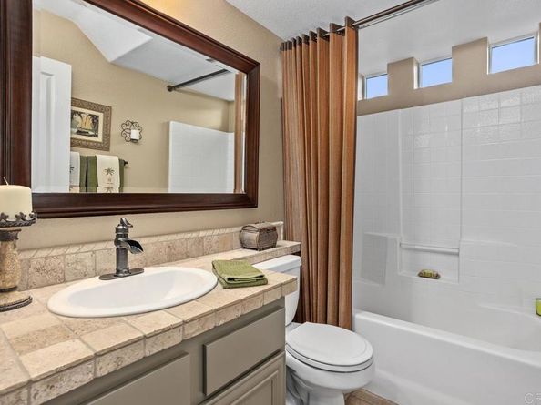 1122 Via Vera Cruz, San Marcos CA 92078