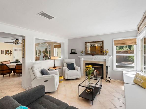 4989 Corte Playa Encino, San Diego CA 92124