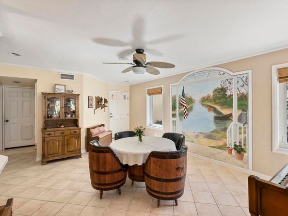 4989 Corte Playa Encino, San Diego CA 92124