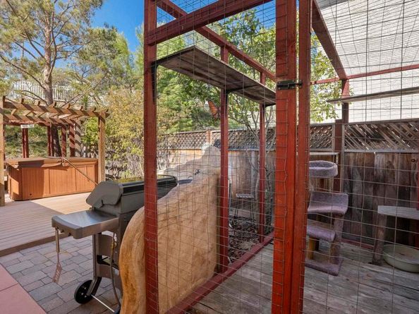 4989 Corte Playa Encino, San Diego CA 92124